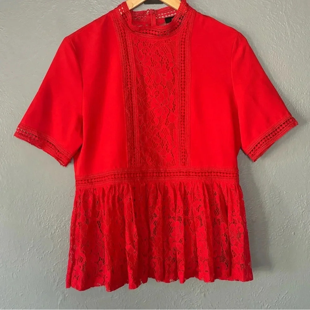 Strut & Bolt Red Lace Peplum Top Mock Neck Short Sleeve Zipper Back M
